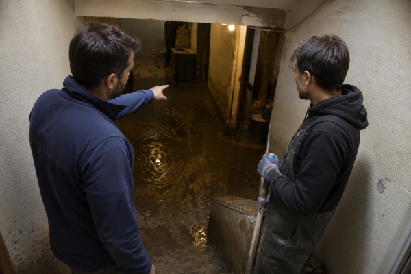 limpieza de inundaciones